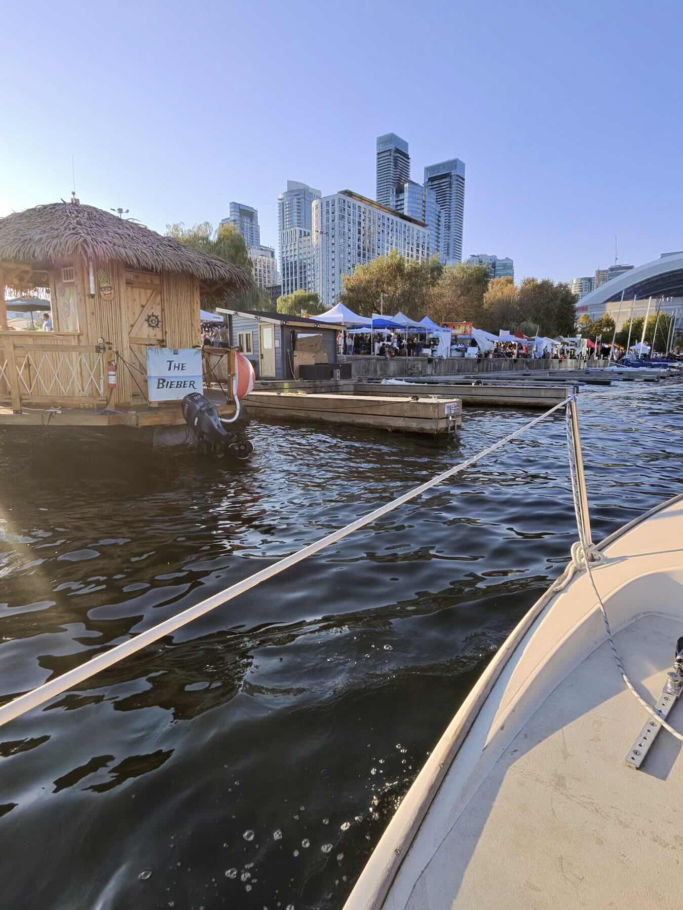 Toronto by sail!_232F81F7-D832-4FA6-BB96-6CF0C6A74490