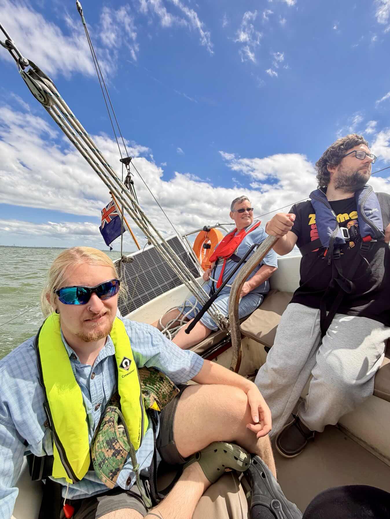 Ladies sail_D82D0C06-FEF0-4633-9941-B32049A101C6