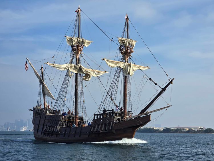 Voyage photo from emb with Scotty on 664