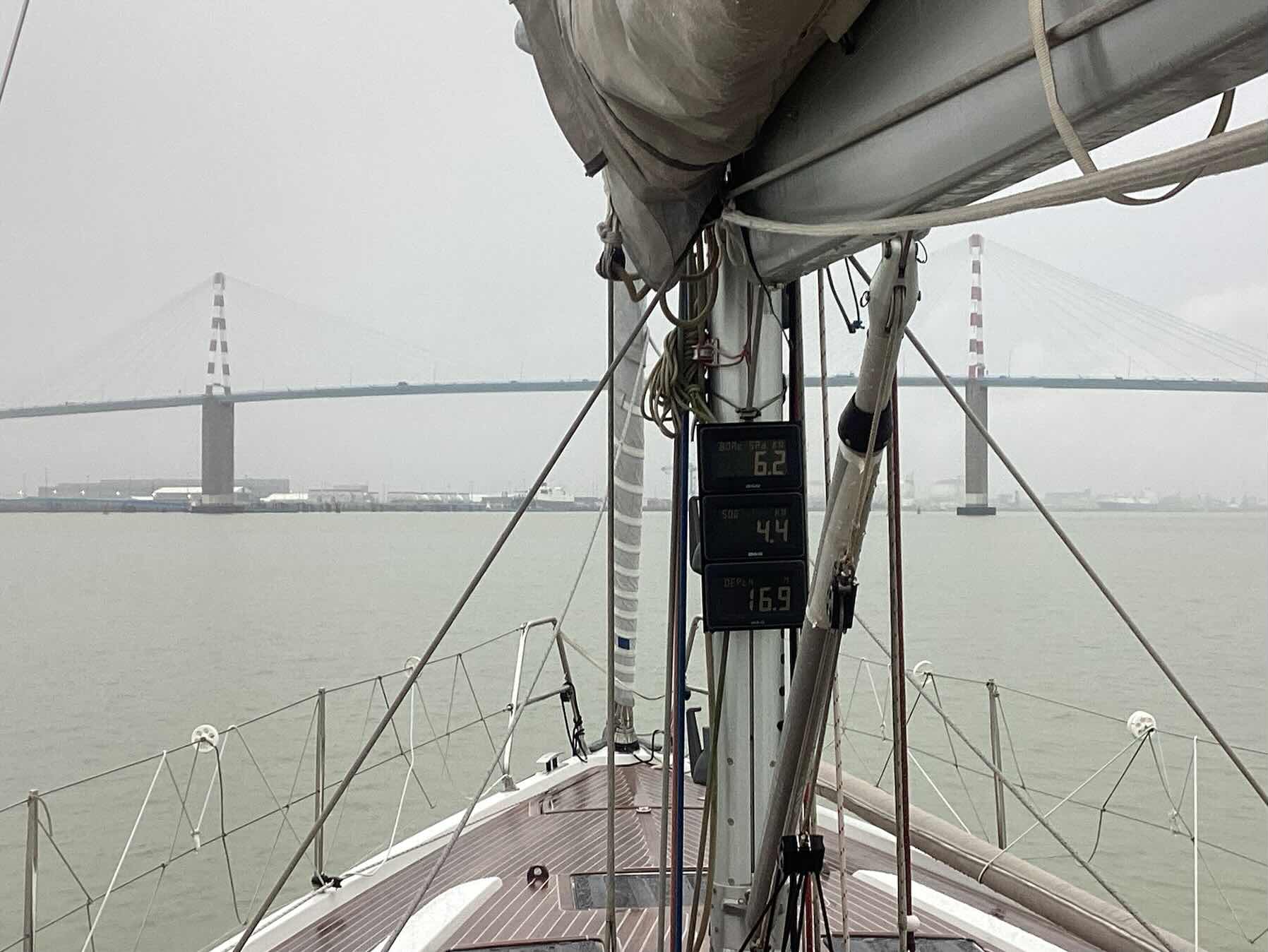 Sailing to the Winter home_9F095BDD-6A33-461B-B93D-A4B34171F995
