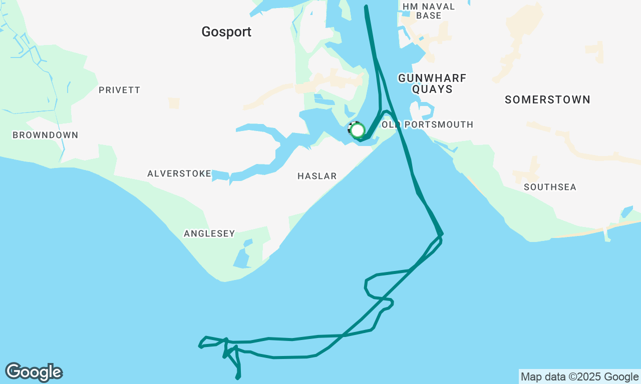First family sail of Skylark