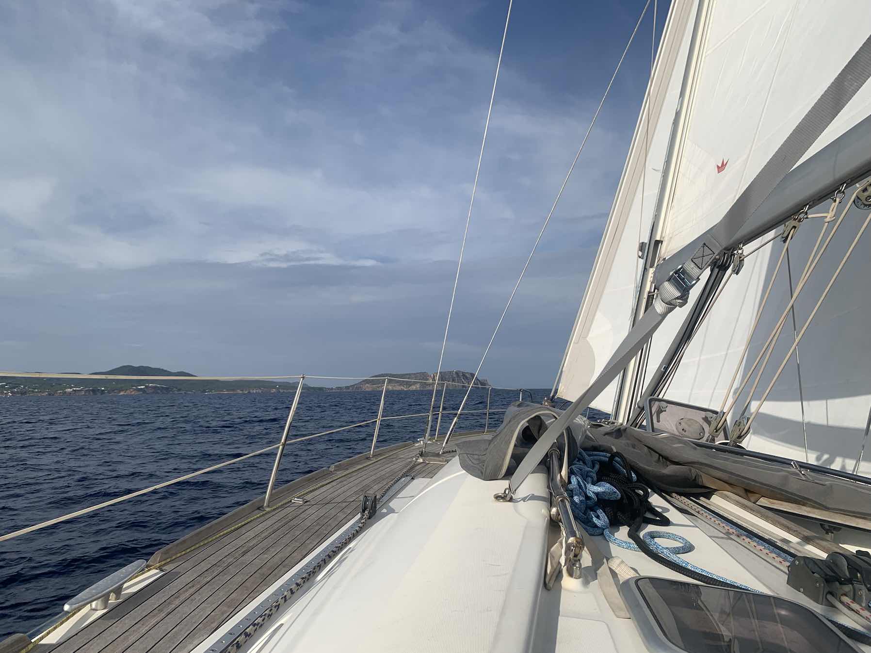 Fun warm sail_54CB2714-41E0-4C04-BF31-4DC5025BF14F
