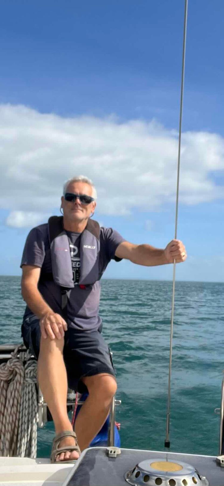 Voyage photo from A gentle sail while fishing
