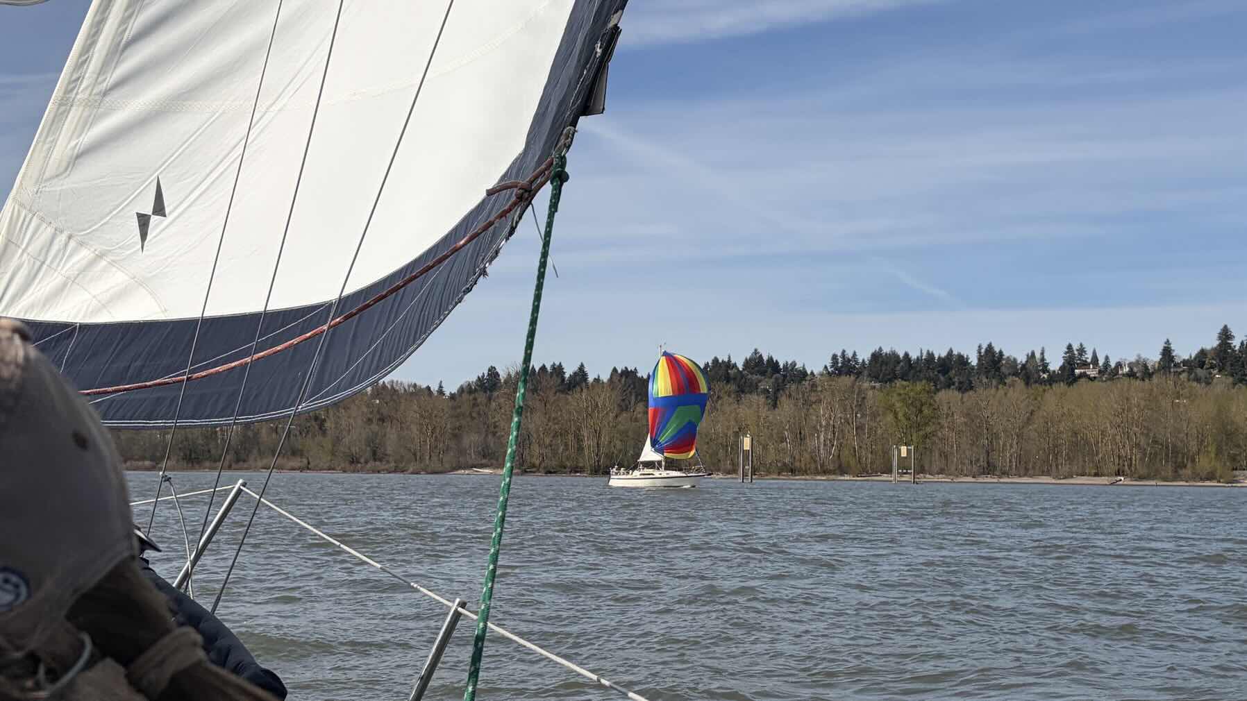 Wing-on-Winging it around barges & buoys_8E8C7BF5-5183-4463-9102-2C22BF752B36
