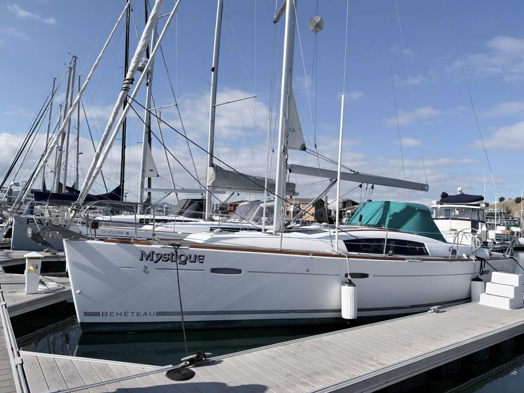 Bareboat 1_6DC16ED8-5781-4012-8C8E-759C5C3C0296