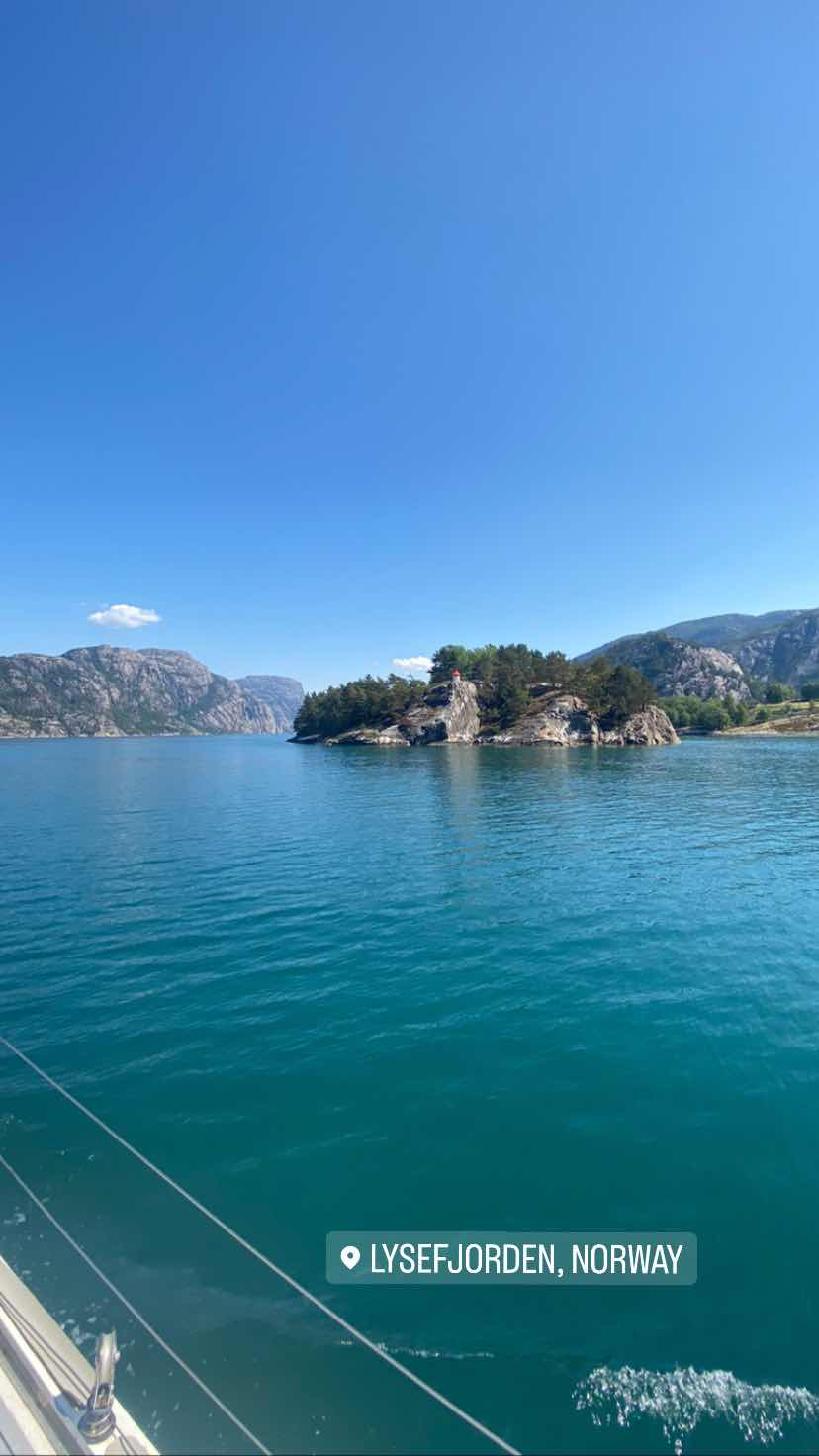 Exploring Lysefjord_1622A6AA-49CE-4DCF-87B5-4EB26601BFAC