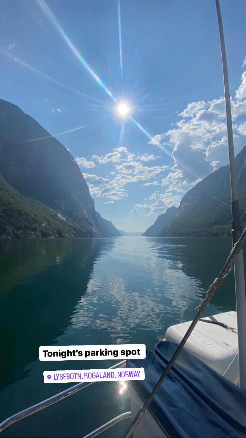 Exploring Lysefjord_BCF5BEA7-7E06-4E0C-8806-8F6C2BCCB95B