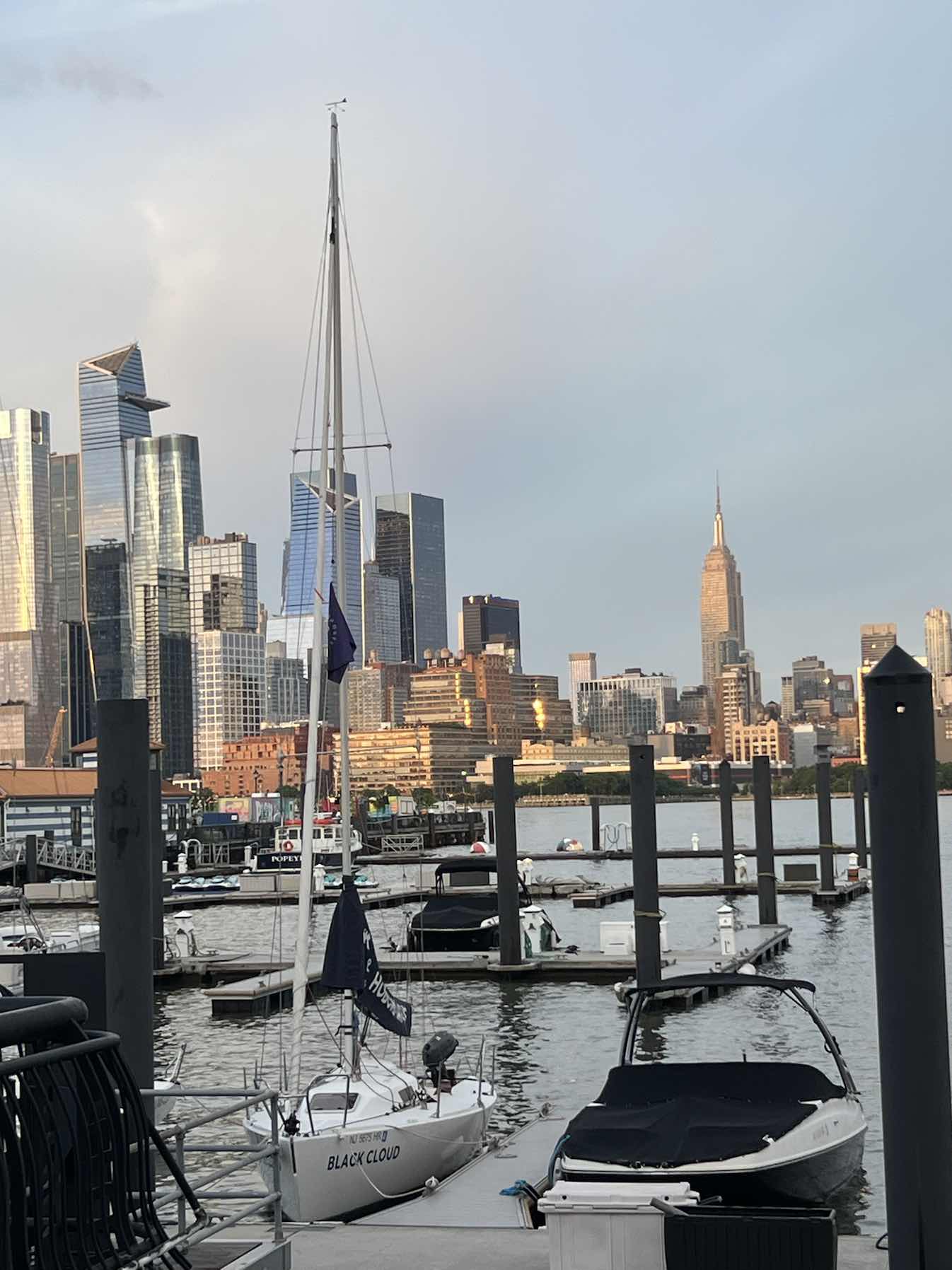 Sunset sail _9B8E4E4F-958B-47BE-8FA1-8F1FA3AFAE59