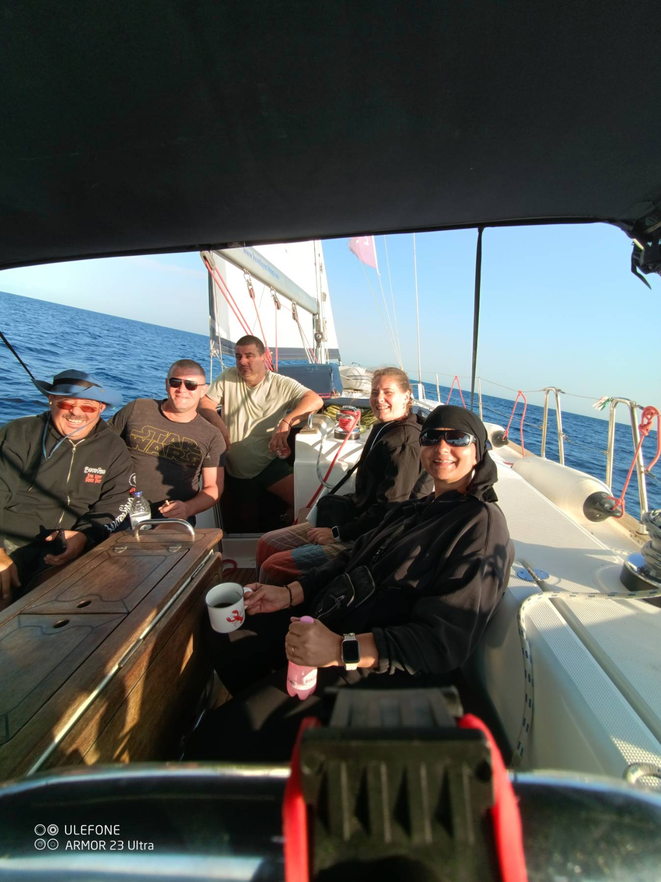 Voyage_3FF45D40-A1DF-4F95-9FEE-A5EBB50A1D4D