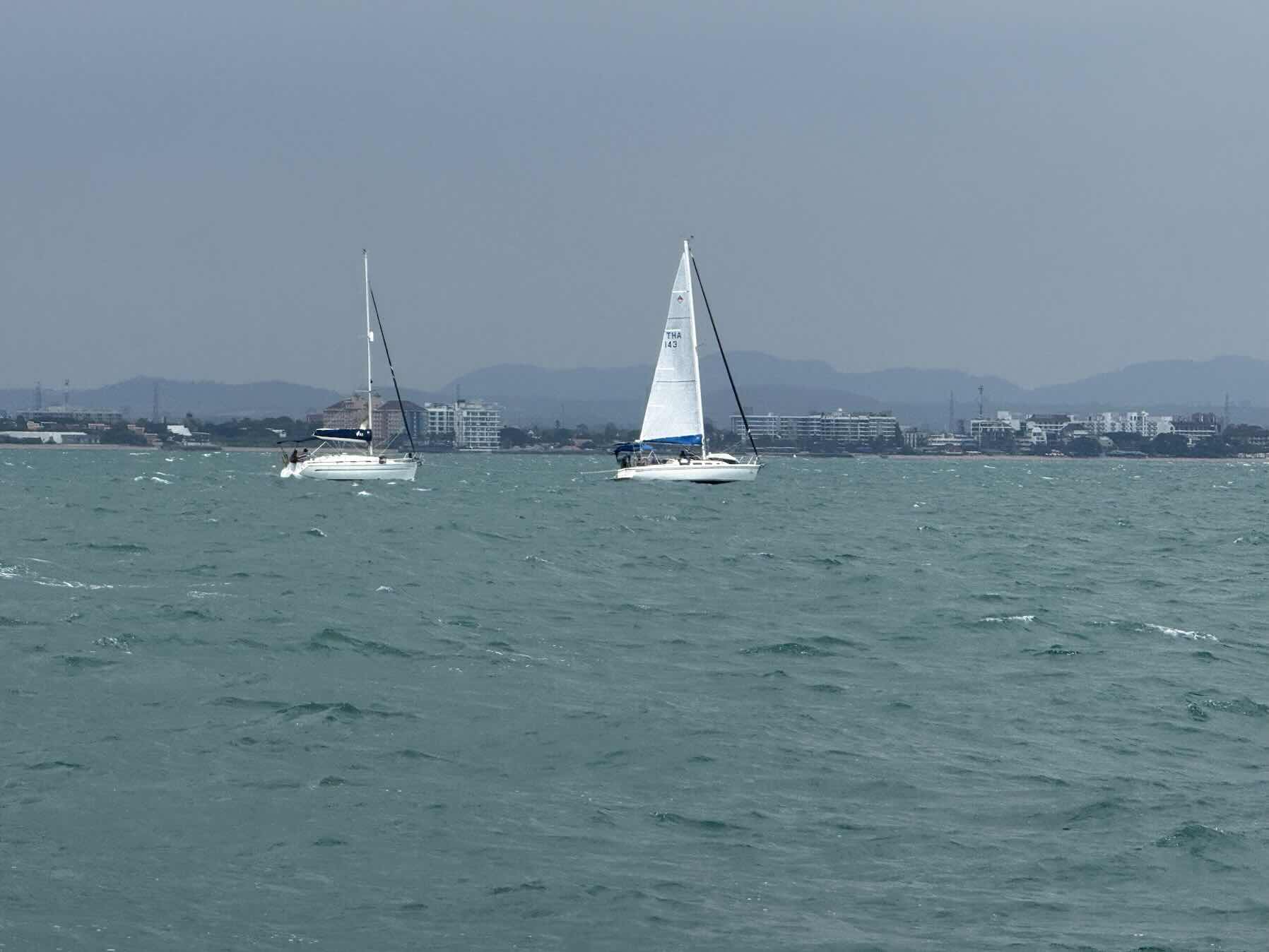 Shake out the sails _08C64A5E-5726-4F5D-A791-F82F2AA0FB97