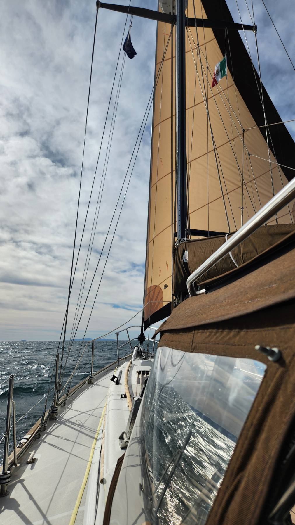 Voyage_5F488C6F-E1D5-4BCB-A4D3-ABD1B4E8663D