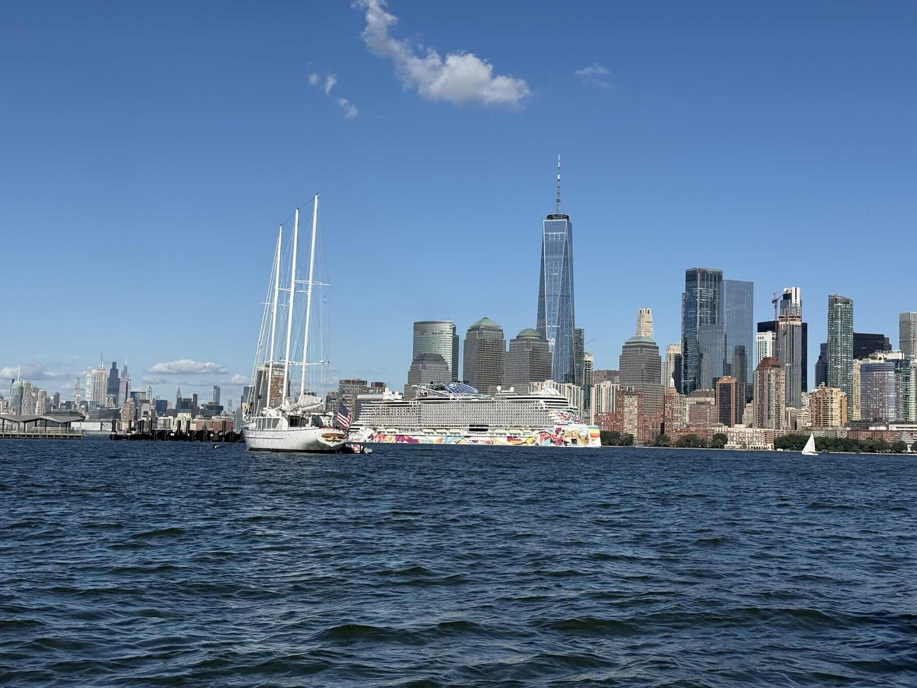 Voyage_76474CB4-BFE3-457E-BC58-60EAD2A61567