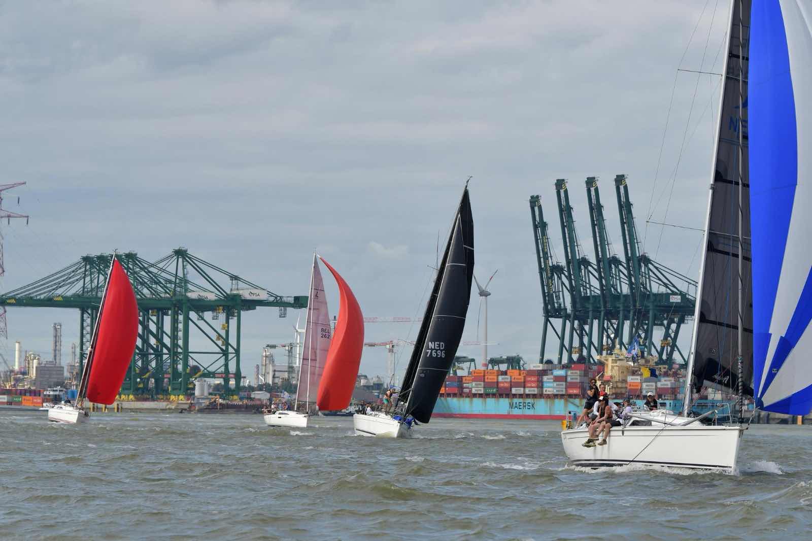 To Wemeldinge+Schelde Race_92E166B8-8917-40BB-9128-2420F0C05621