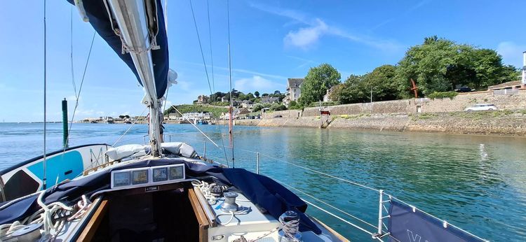 Voyage photo from Champagne sailing to Granville