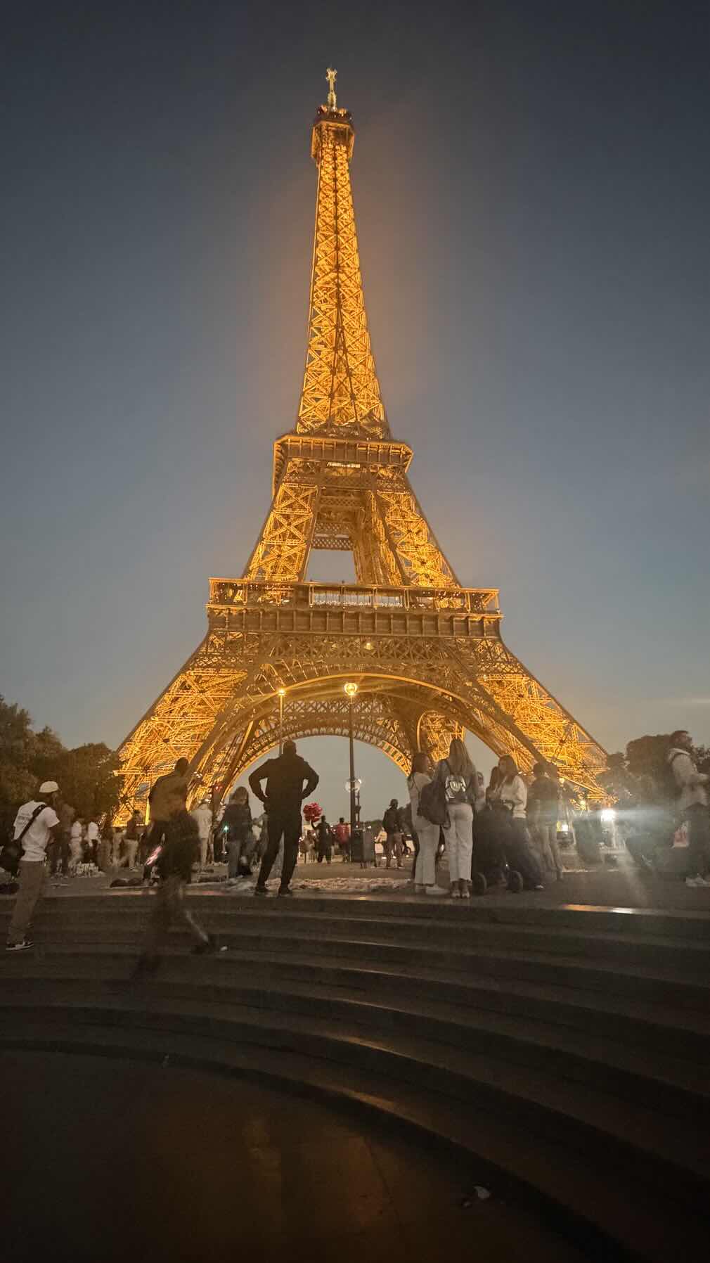 Seine & the Eiffel Tower_9E28393A-C89E-4D60-B7F9-B45A7E1796BE