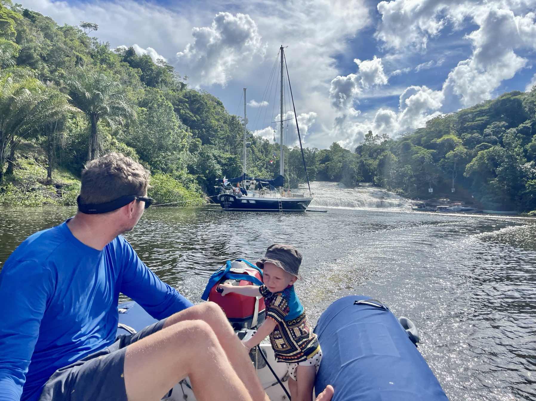 Sailing into a waterfall 🤯😬_7A357AA5-99CB-49F8-BB8B-48FC9A110216