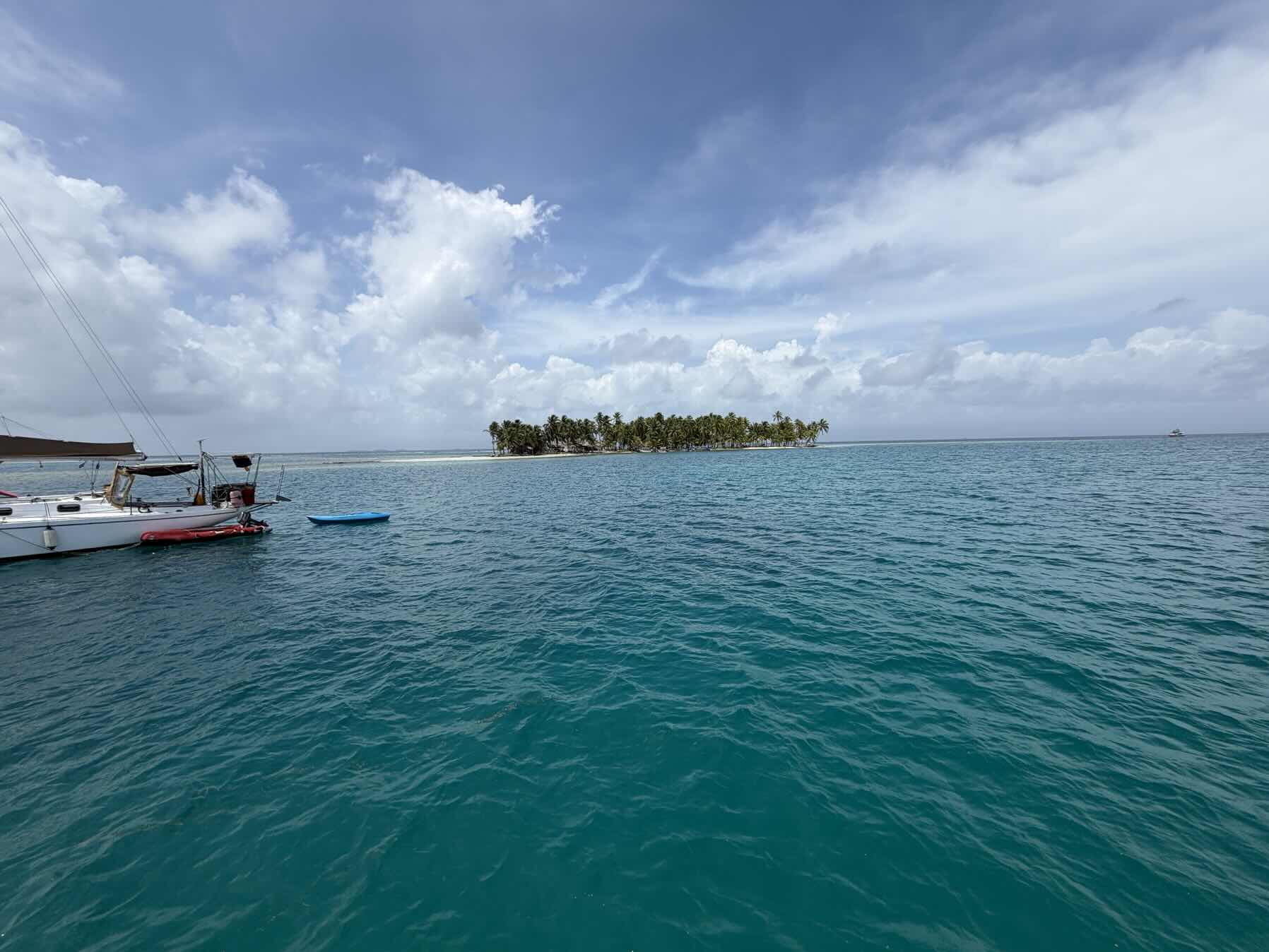 Swimming Pool to Esnasdup, San Blas Islands, Panama_32C5E8D7-7079-46D1-943F-C664E6D6150D
