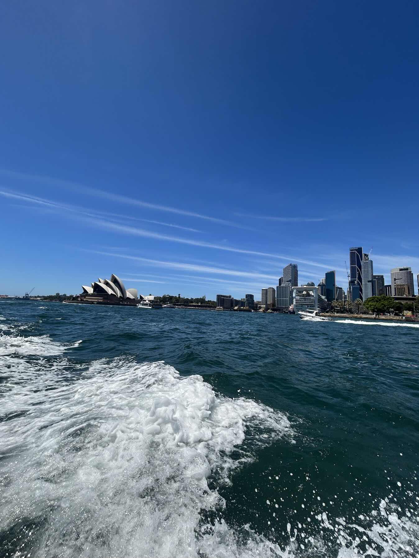 Sydney Opera House _6EC8AB84-2693-4B30-882B-204964505182