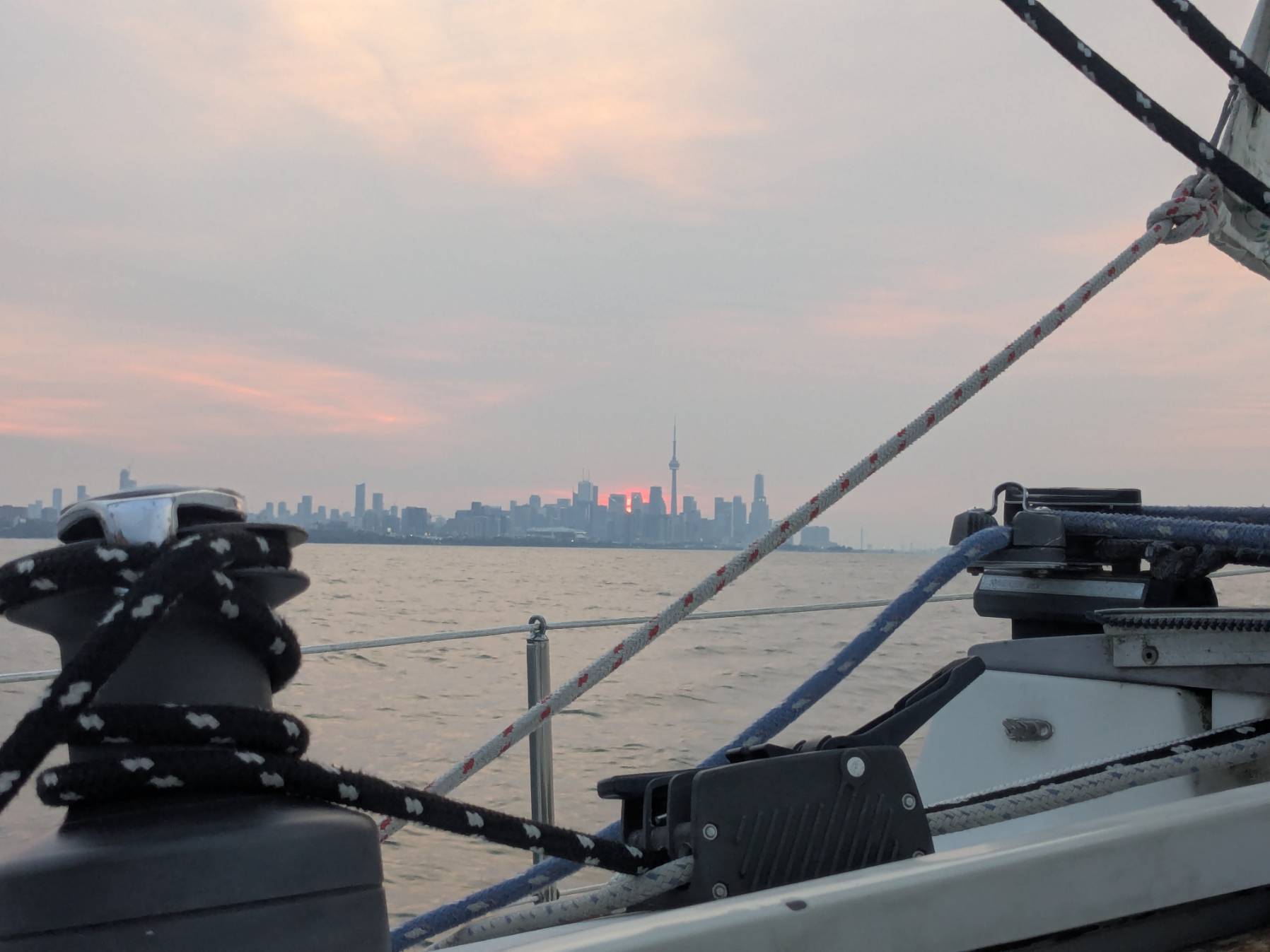 sunrise sail _E992CA31-1DA8-4924-AA91-2190FA5DFD36