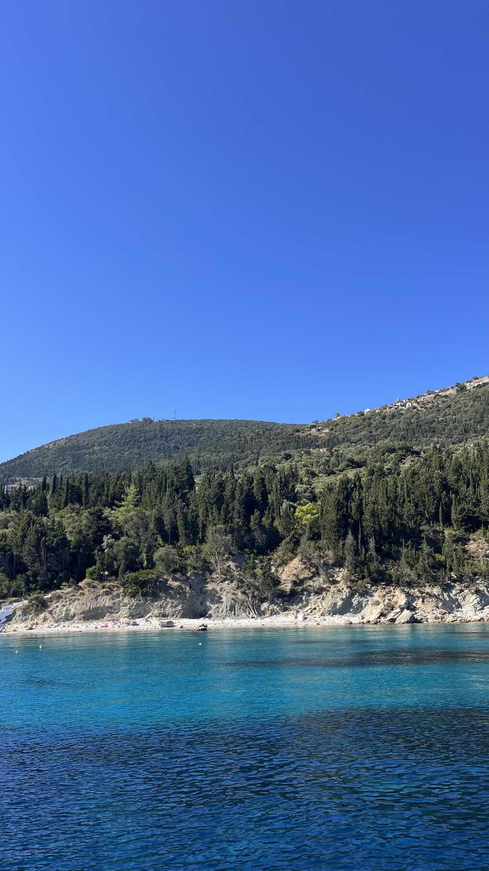 Kalamos > Afáles_6C7C8EF0-5E9D-4768-9CCD-B29244C2713C