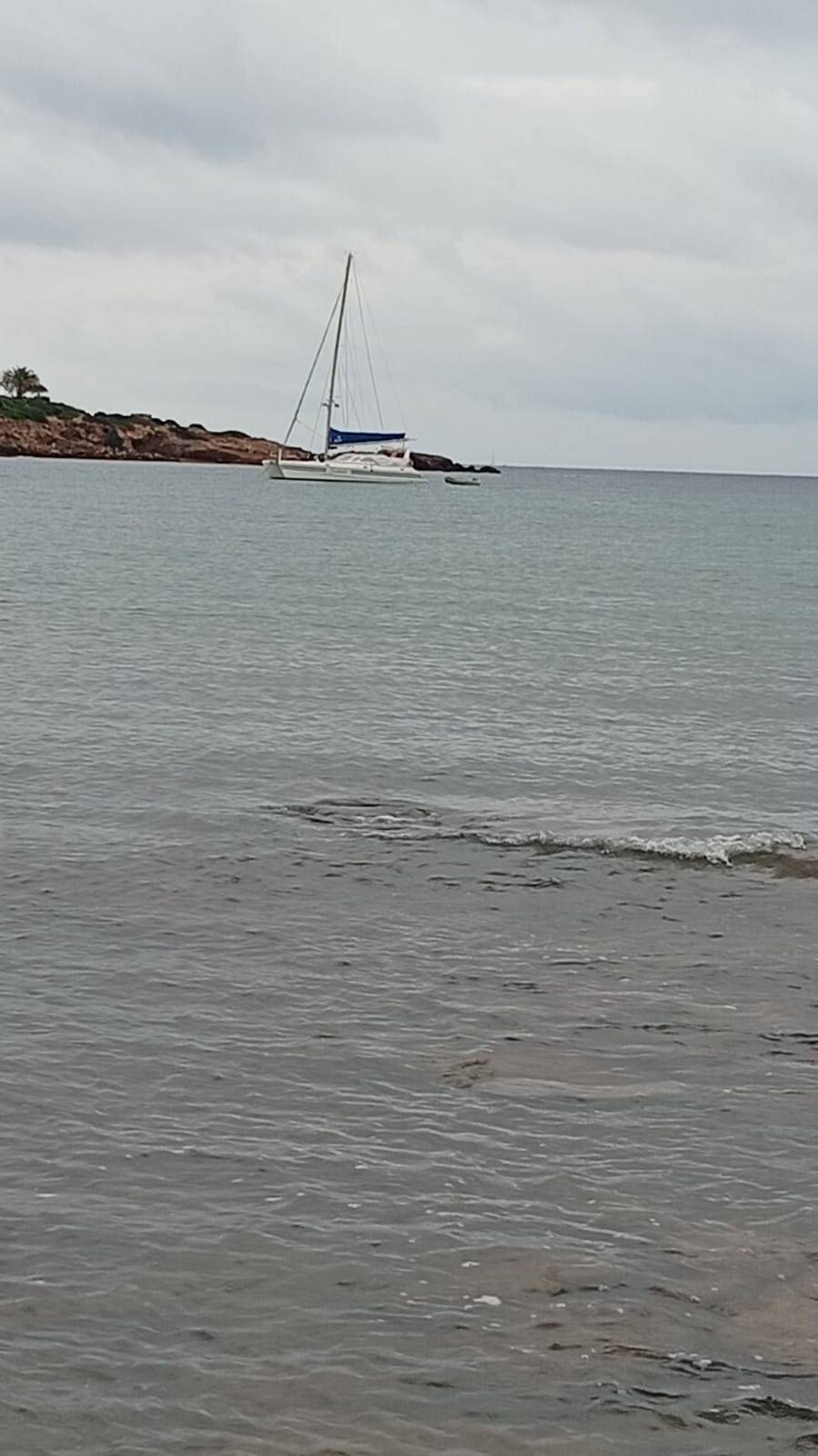 Refuge in Pasalimani Bay_64245895-1CE5-4C5D-97C5-52A21A8F03CB
