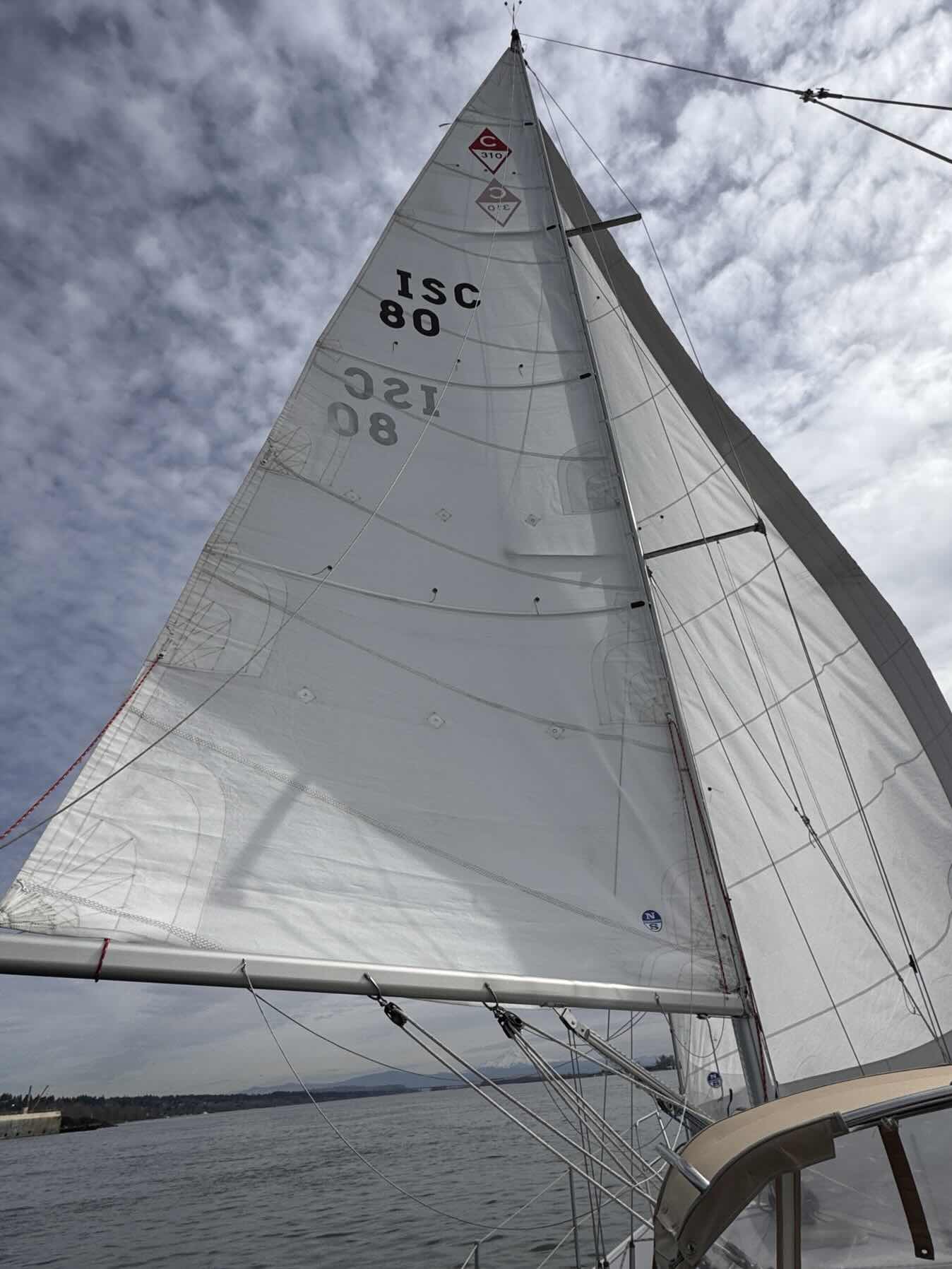 Little wind but fun being out ⛵️_82D24AF6-70C6-4827-BE99-757929346D18