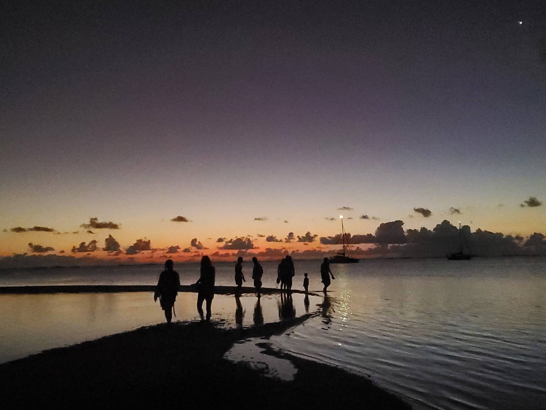 Nuku Hiva-Raroia, Tuamotus _06E7C4F4-5EF8-4B1B-8175-F656E6D9DFA3