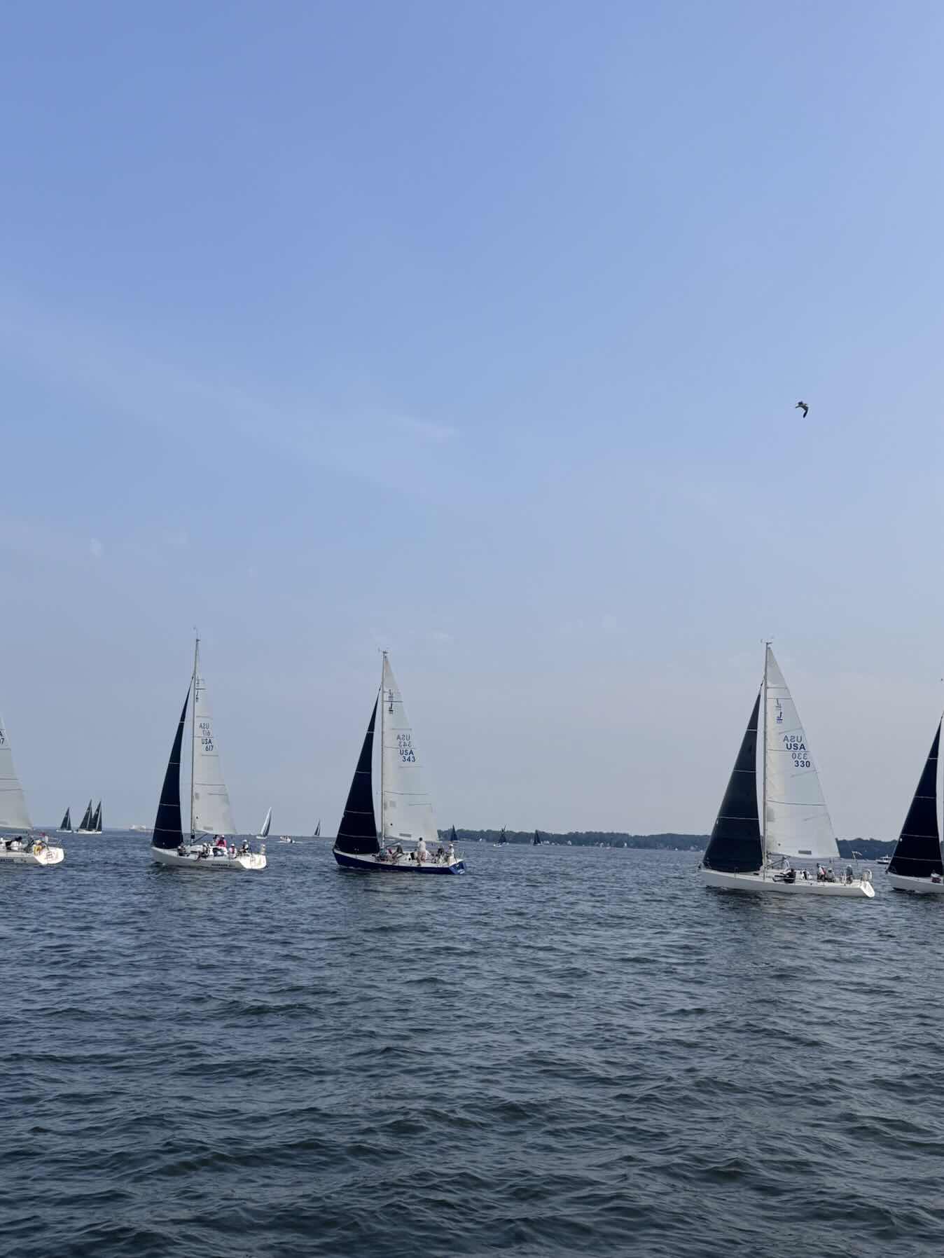 EYC Race_E642E2C9-5C18-489E-94E0-C26D403C1879