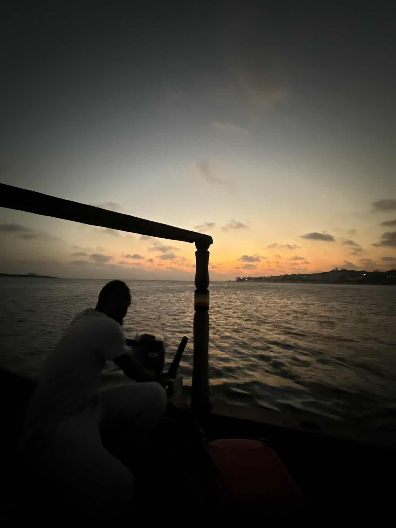 Lamu Fam Sail_CCF07CA2-9E98-4C58-87F6-4E339933431C