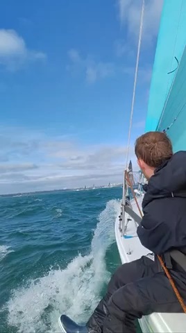 Cowes - Poole JOG race_1C9FCDAB-1F3C-4907-8809-E64A6C70BBF0