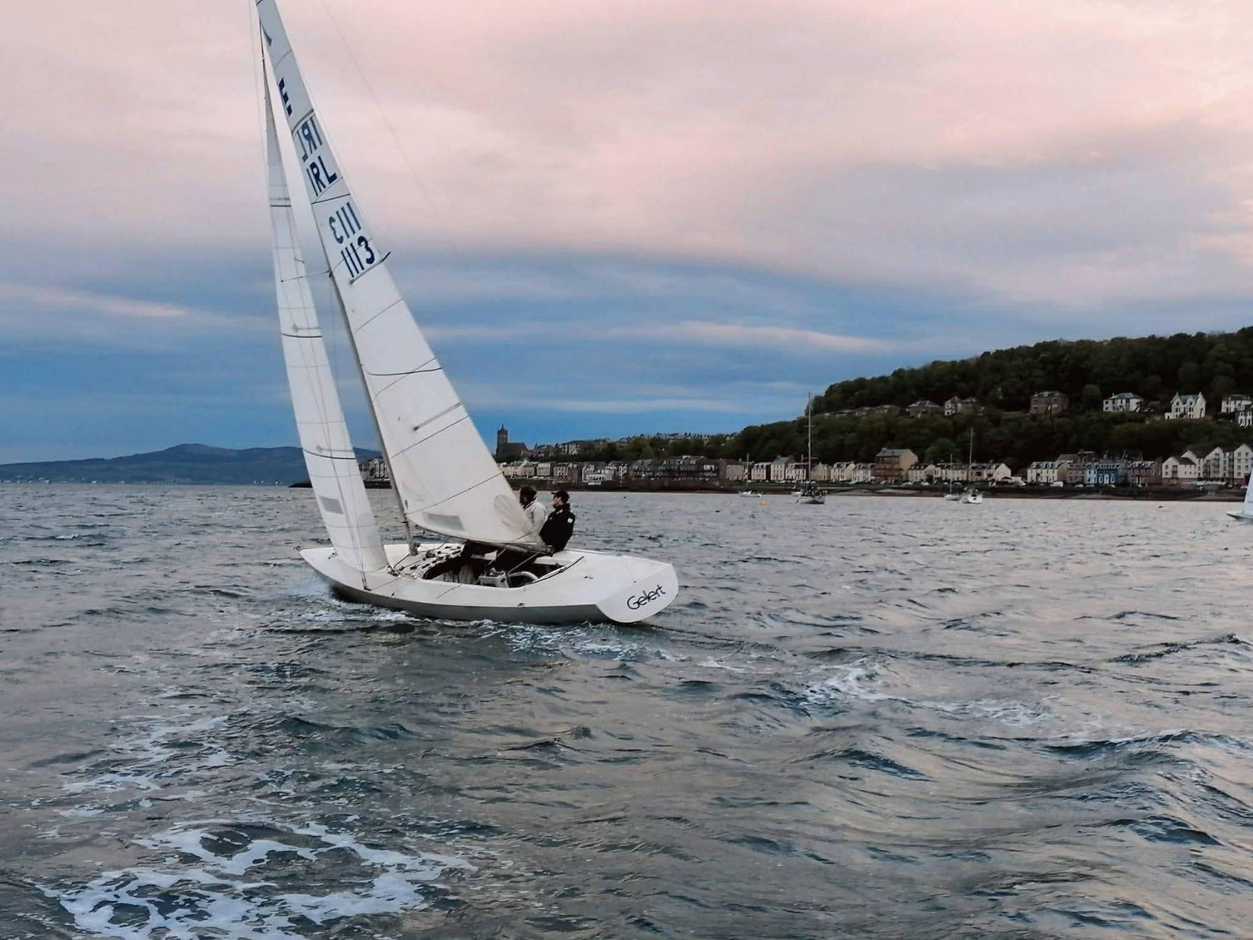Etchells racing_88706B05-EFFC-4A18-80F7-637EC0892E8F
