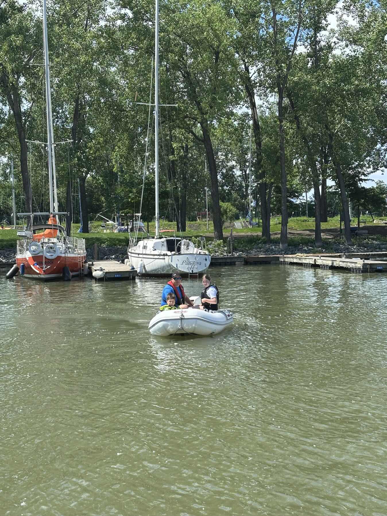 Matinée en dinghy et mini sortie après. _D10AAFB6-28A6-43C1-B4EC-1388A1D198E2