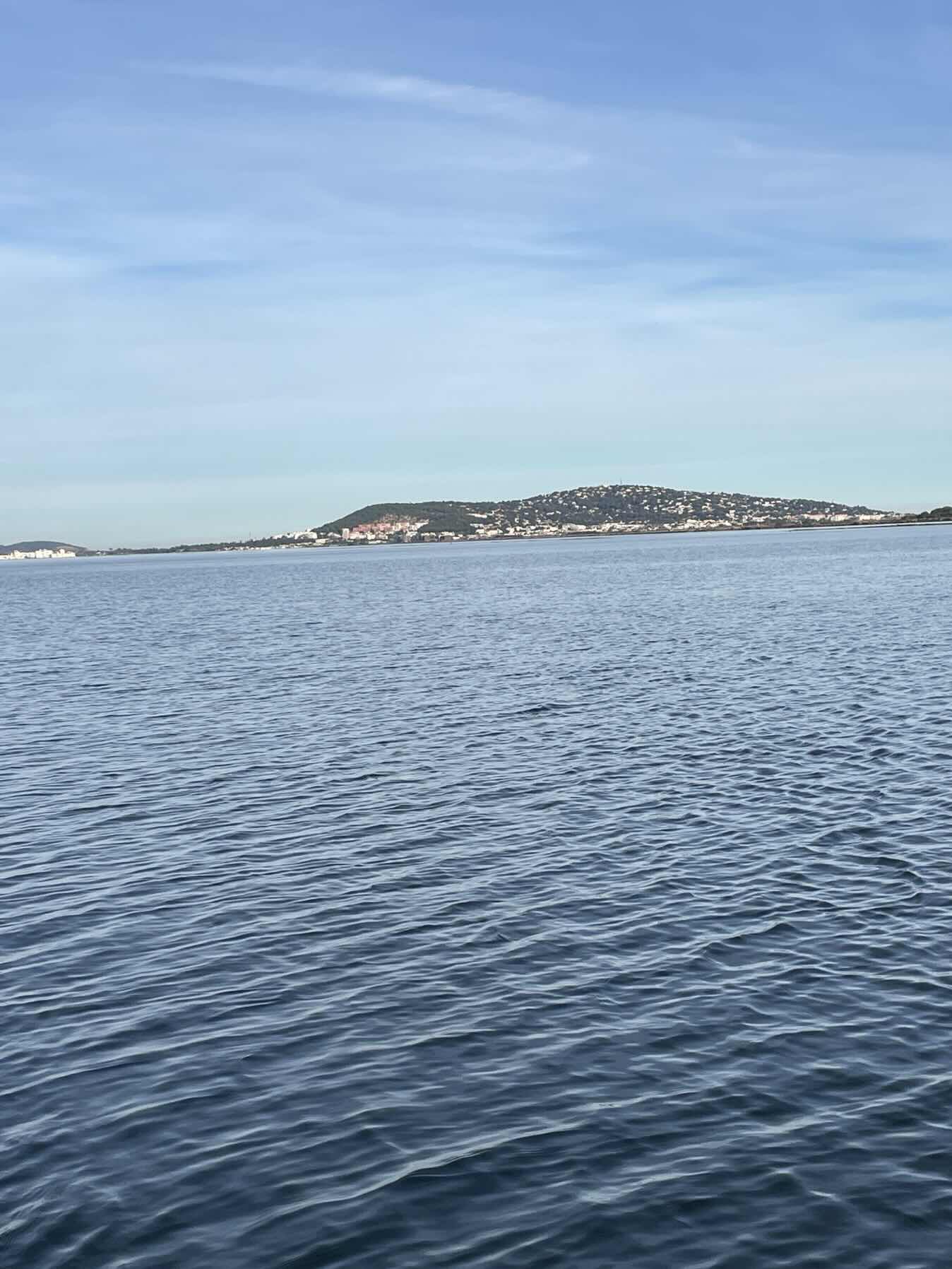 Marseillan avec Julien _3EE87D4E-2C8A-49D7-B128-0237CBE8F4BF