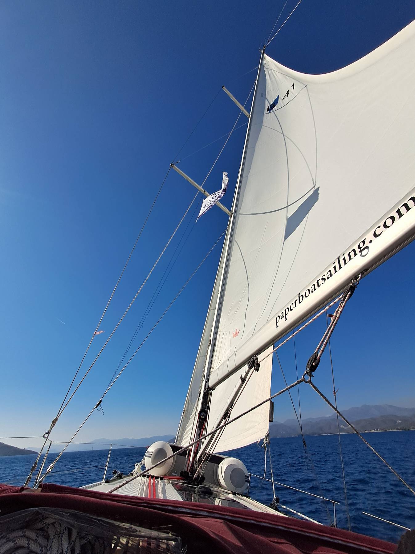 Voyage_B0AD44E8-3339-45A5-AED1-7A2E975FBBB3