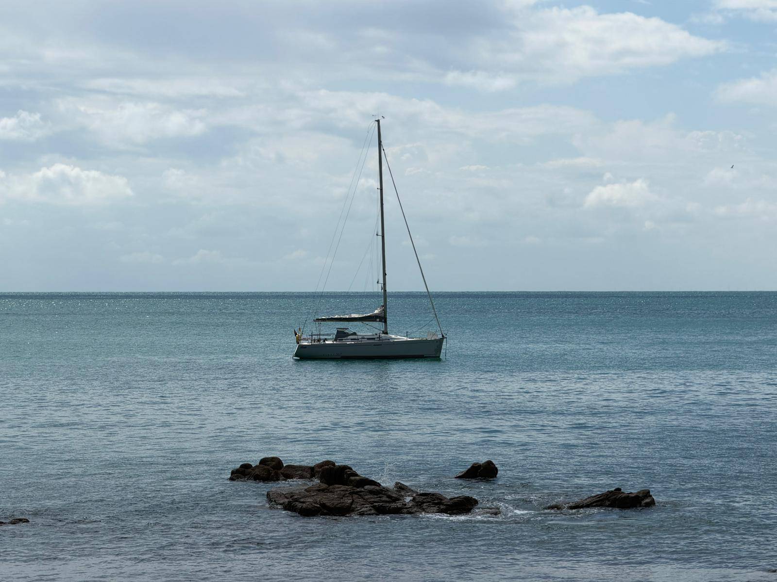 Sailing St Aubins Bay _9E0AA0F2-AF01-4FC7-BC79-43C1D690C42A