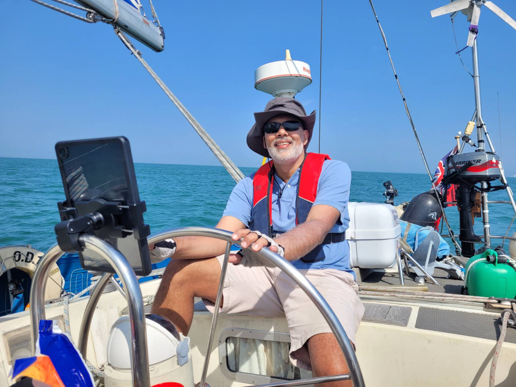 Calm breeze, tough tide and a few doughnuts._8542FE9B-530C-42FE-91C0-D2DDDCAF290D
