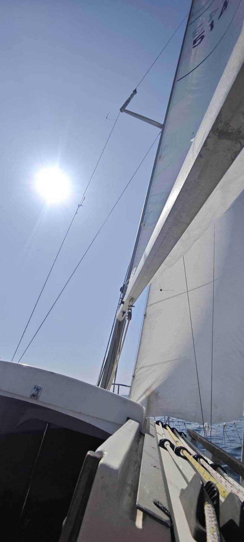 smooth april sail_D2CB614A-9A81-437F-951B-D22A44F75F1A