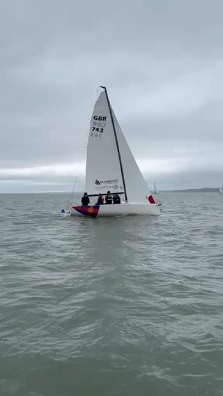 hamble to cowes _BF974756-B802-4011-9228-887C3D10C5B5