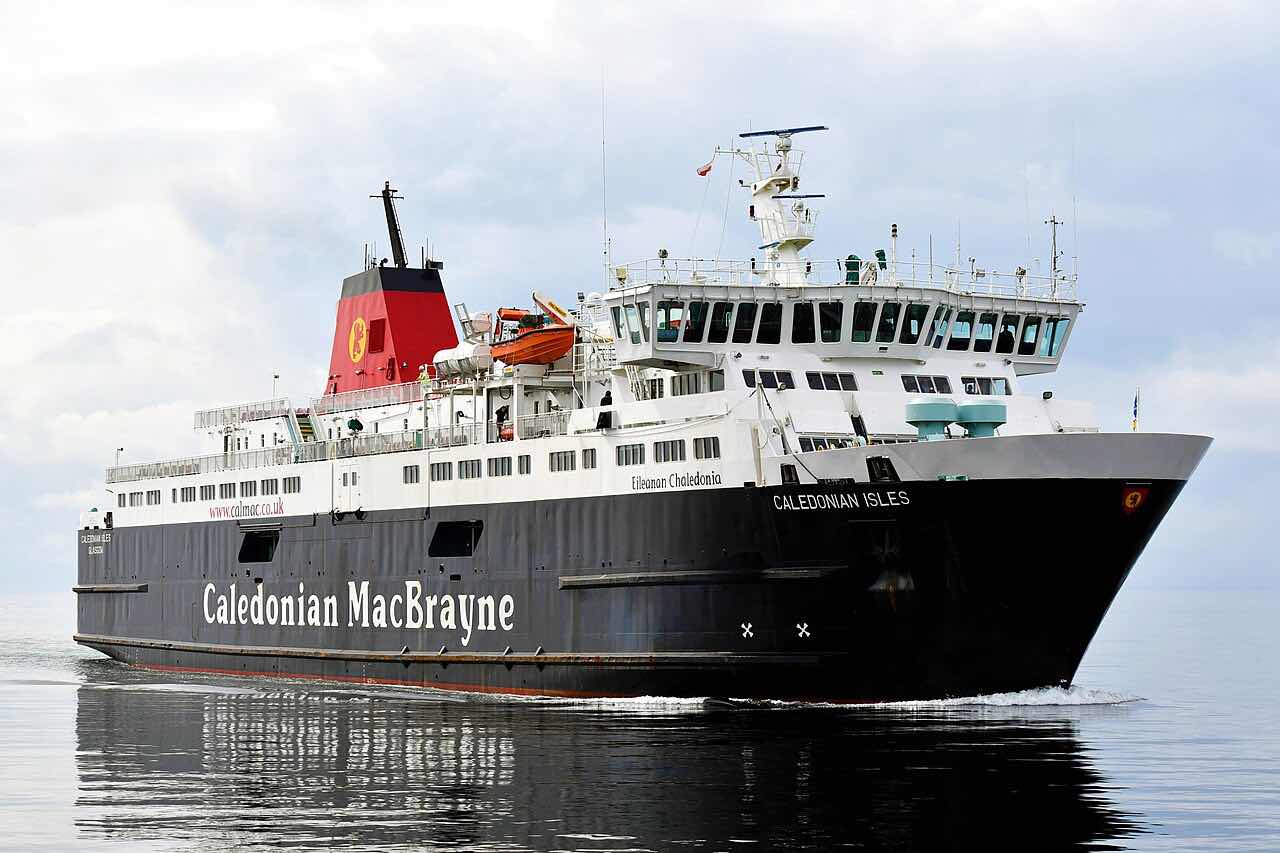 Ardrossan - Brodick MV Caledonian Isles Engine room / Bridge tour _3E9E9DAD-CF64-4E7D-A4C0-3C684DAD761A