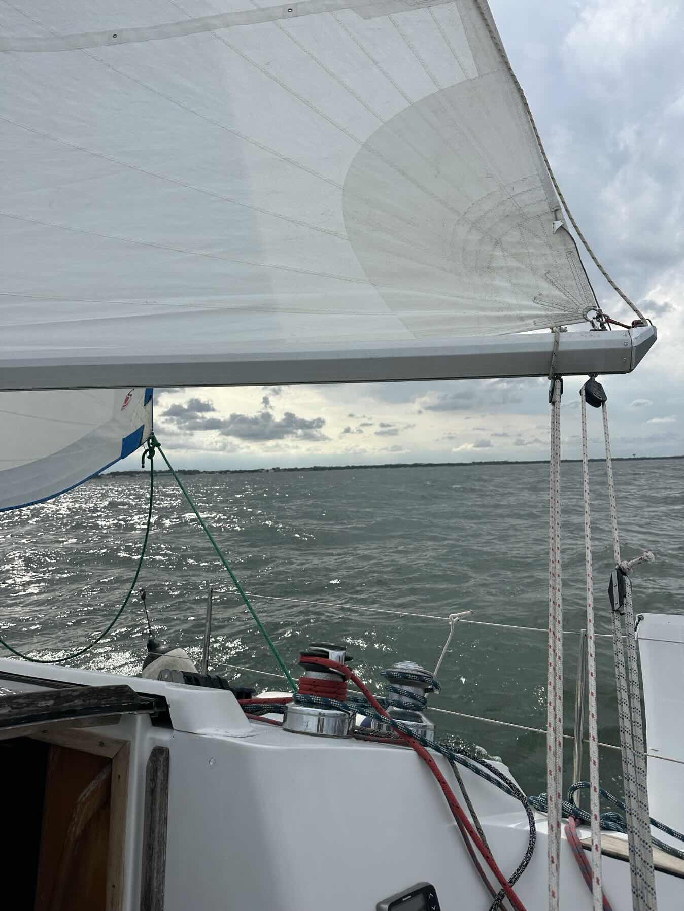 Sunday sailing _E0CDE3E0-41D1-475B-8FD5-F09FB3AEC314