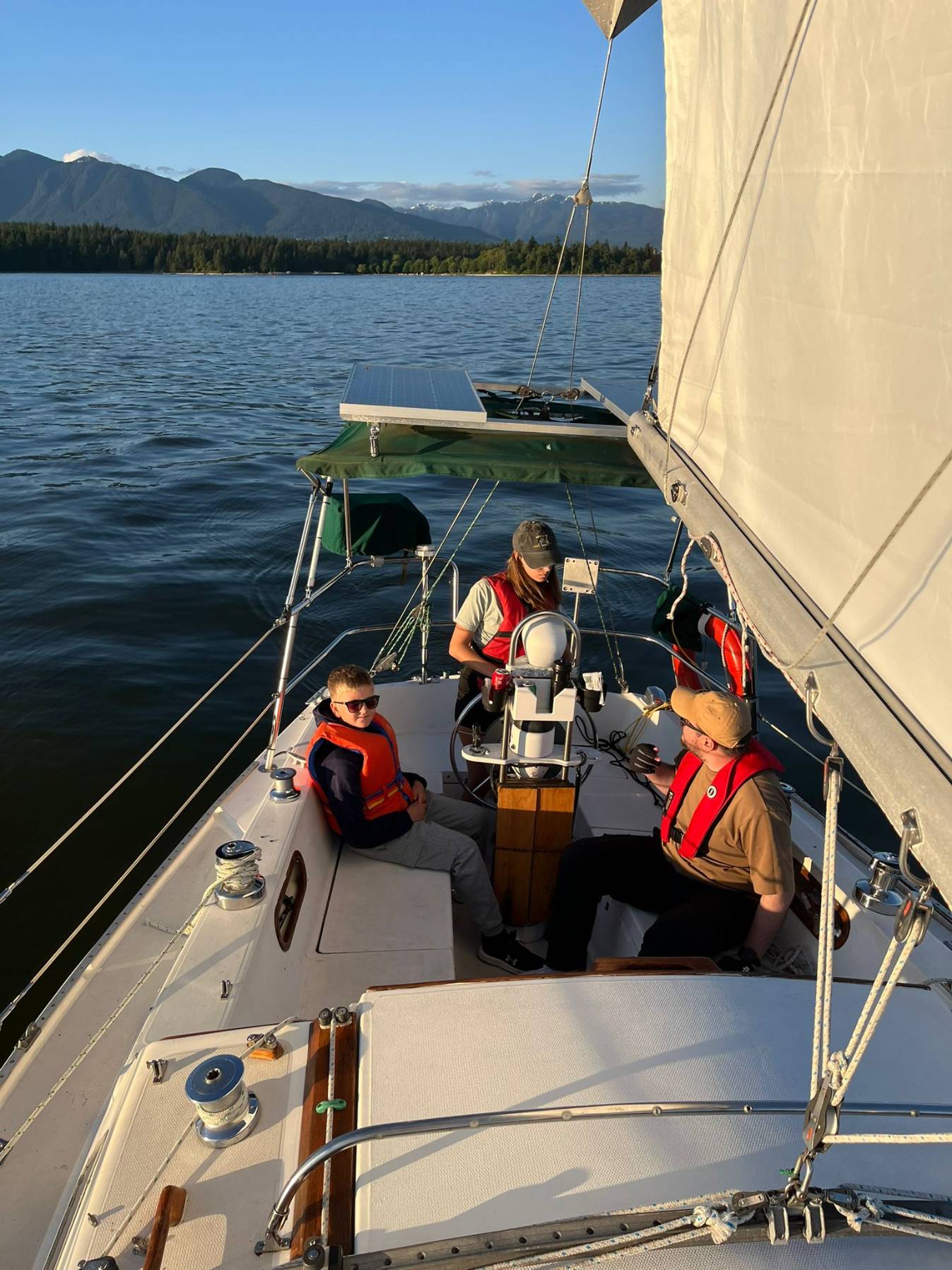 Sunset English Bay sailing_A5A4EF2F-FFCD-455D-9652-57834BB43A4C