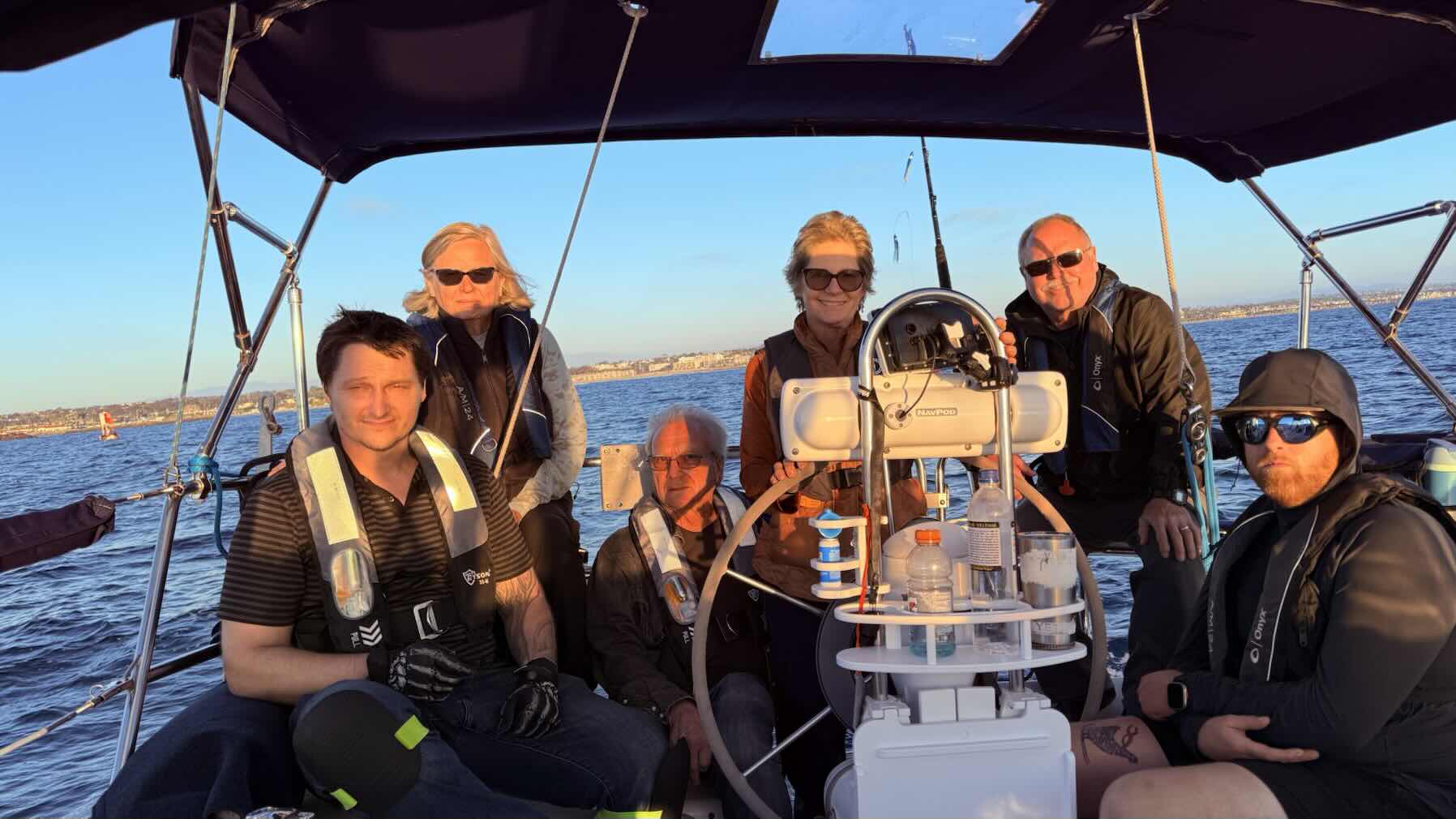 Full Crew_665099FA-F080-4DD1-8F5C-E8B02B0892DD