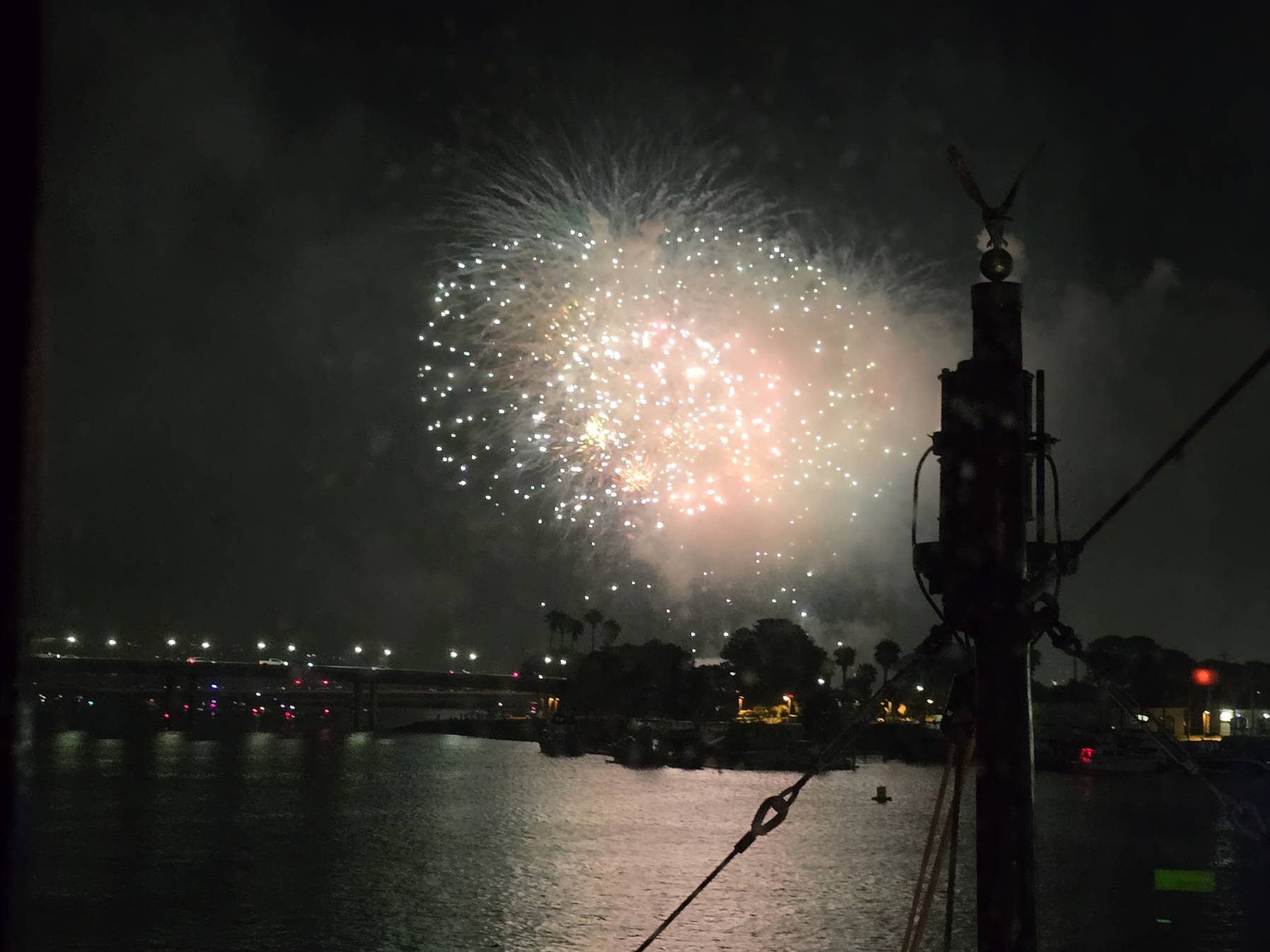 Fireworks Cruise on the WDE _A0B5E06F-8561-4F95-A11B-7FDF0358857C