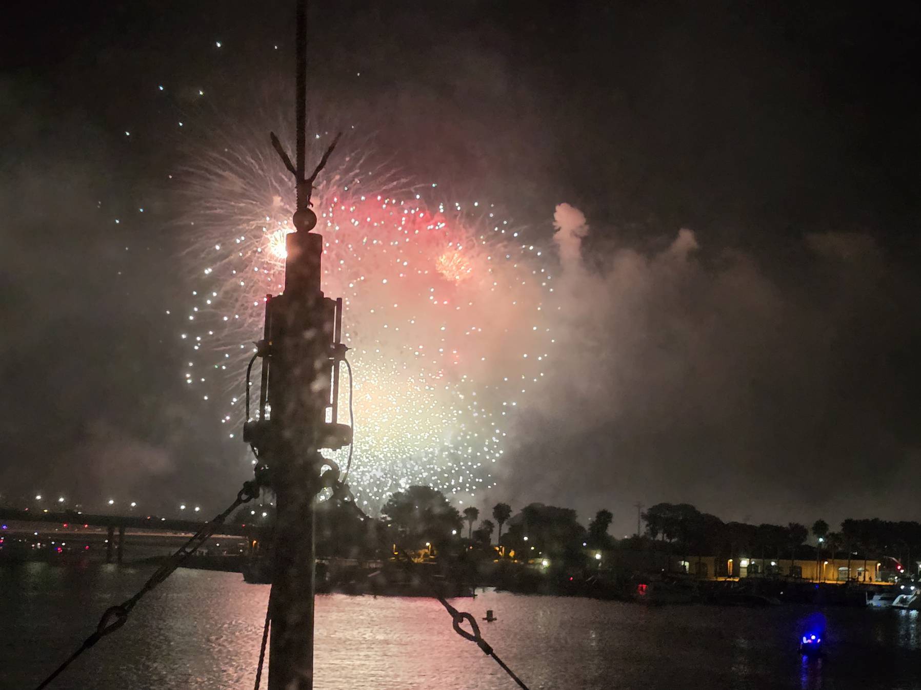 Fireworks Cruise on the WDE _B9DC8169-0A36-442B-ABCB-5B605909239A