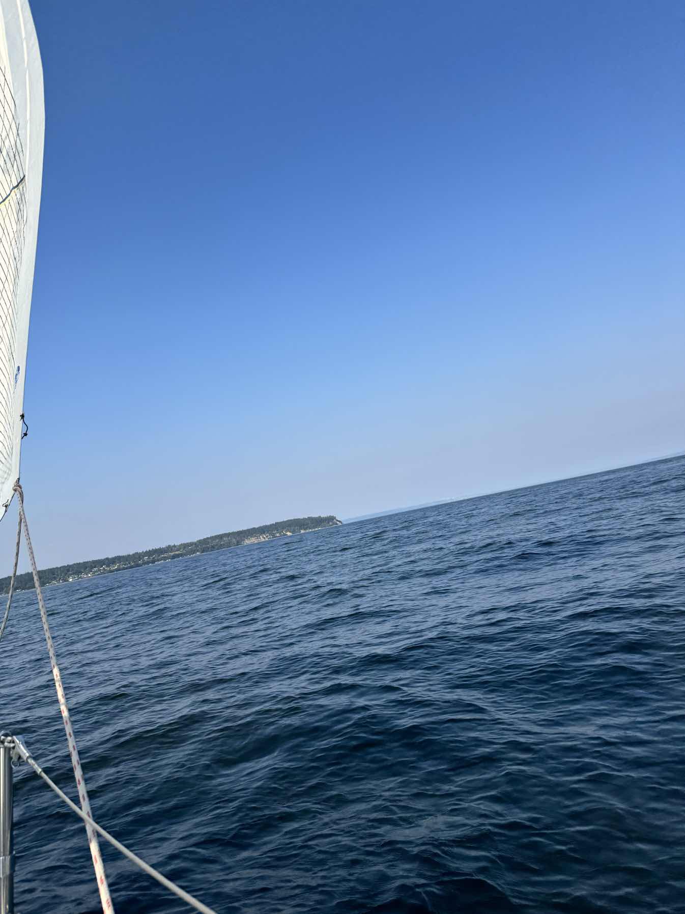 Light wind at point Robert _7ADC42AD-55DE-4B35-BBBA-66418323DBAC