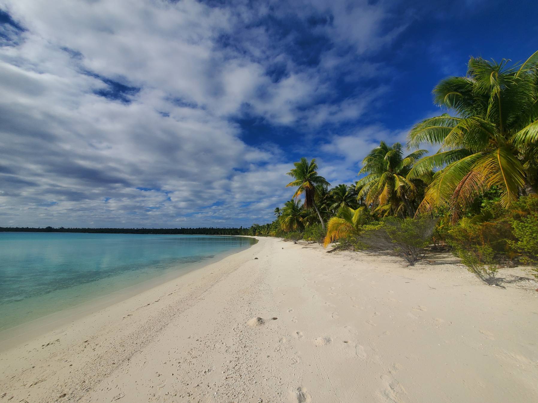 Maupiha'a, French Polynesia - Penrhyn, Cook Island_33ECB848-F6EC-4424-8C3D-DBDB7C0EACB7