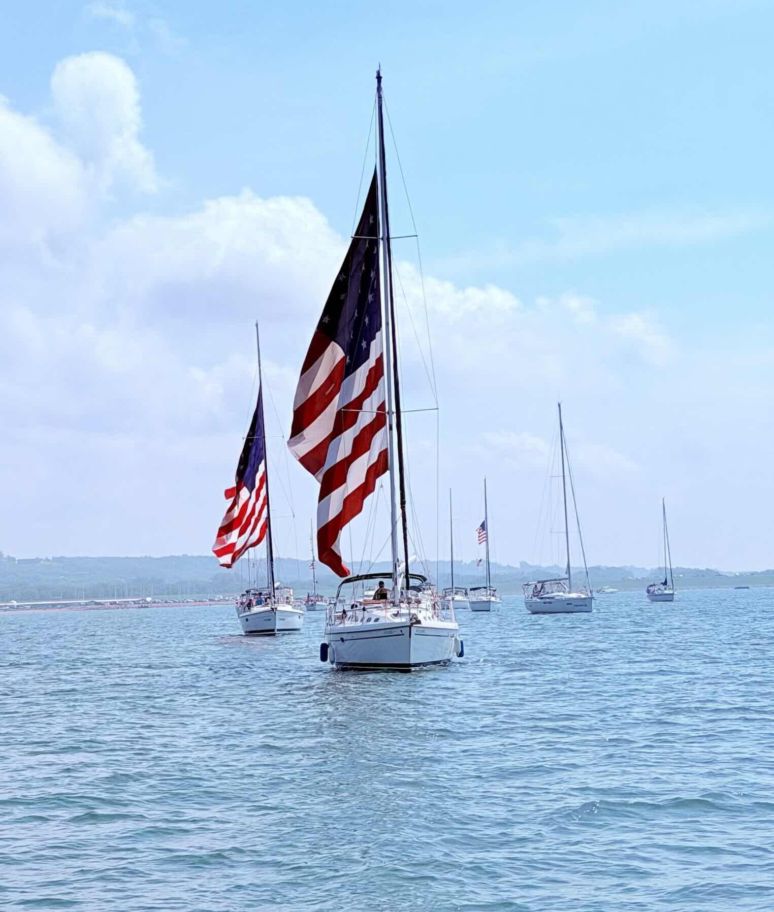 4th of July Boat Parade _87AAA6F9-39C3-4132-80F5-74302B7D891B