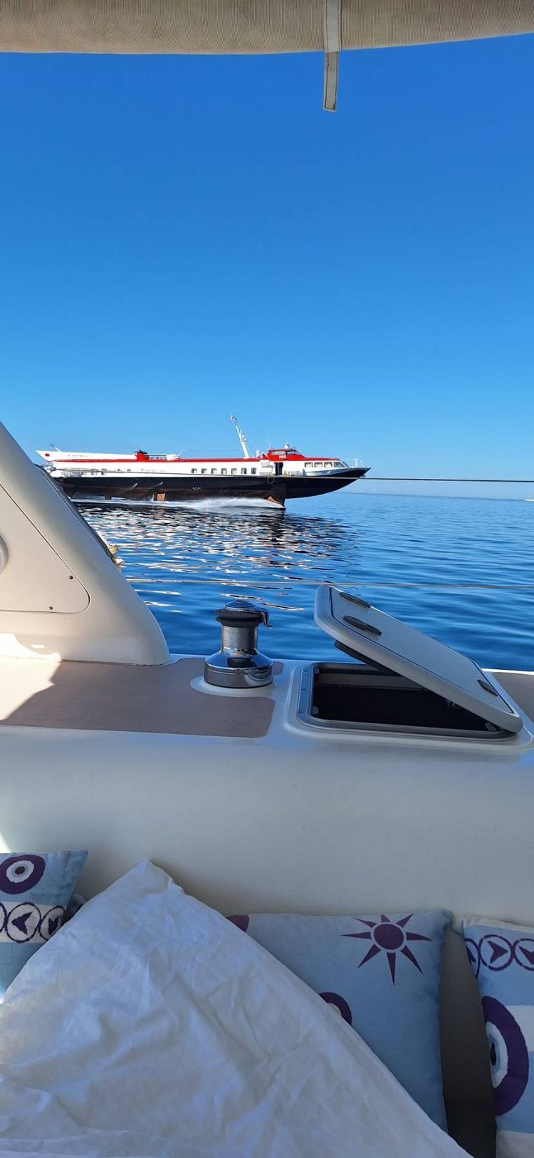 Voyage photo from Sailing Day