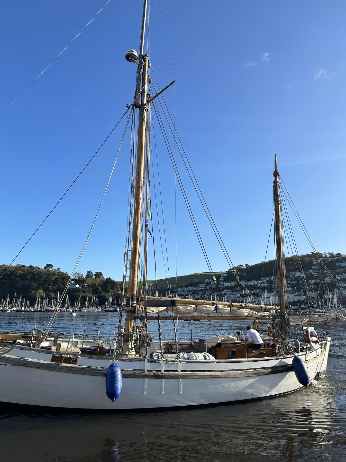 Winter Sail on Escape ❄️⛵️_9479CF9E-4F59-40FD-B72C-07C5CCB4AB19
