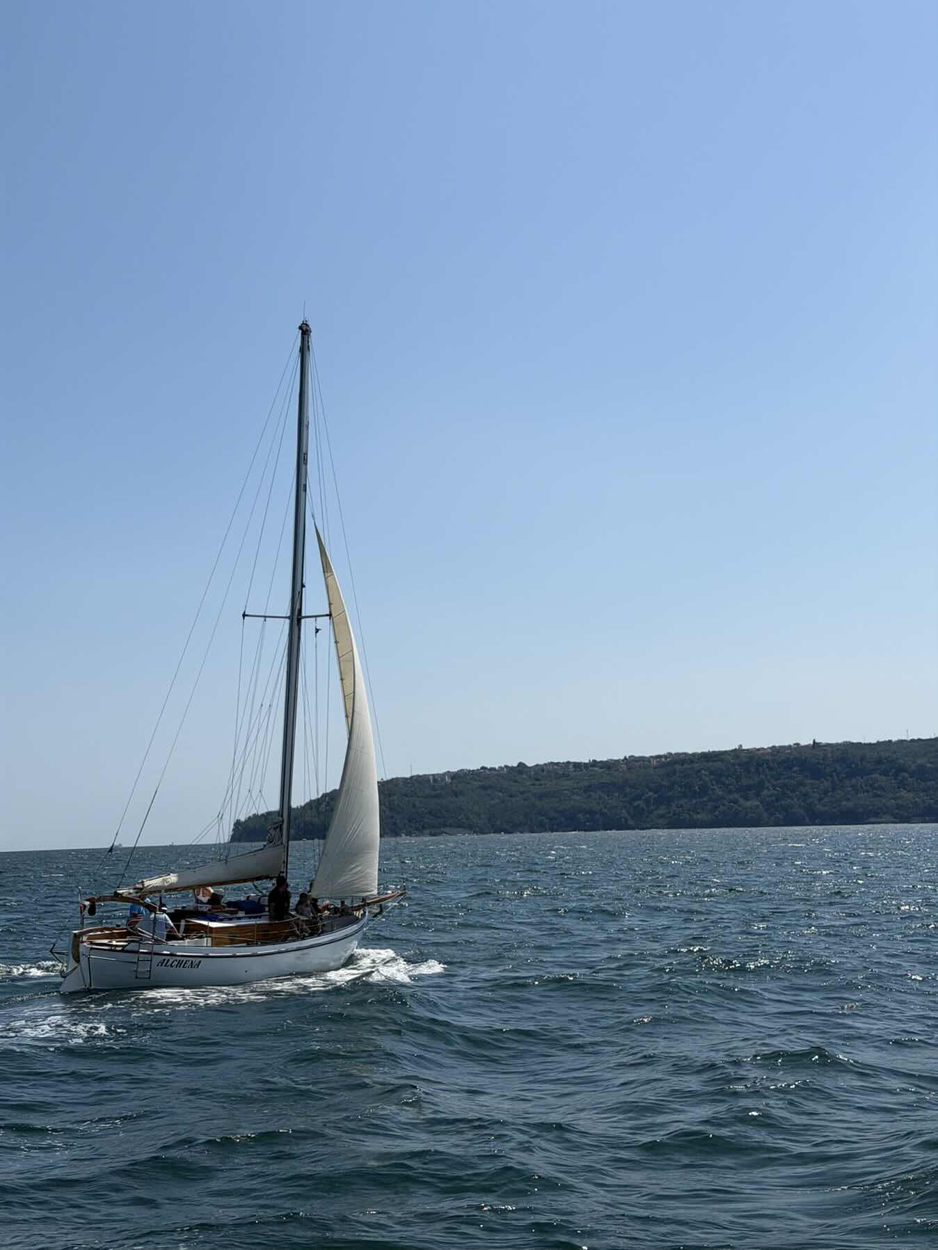 Sail training session_5E6E2C3F-E870-409D-B74D-0D05A82FB630
